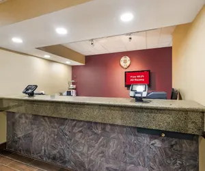 Photo 5 - Red Roof Inn & Suites Columbus - West Broad