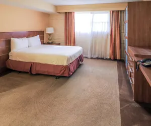 Photo 3 - Motel 6 Phoenix, AZ – Sky Harbor