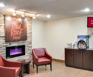 Photo 3 - Red Roof Inn Indianapolis East