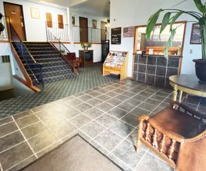 Photo 4 - Oak Grove Inn