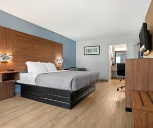 Photo 4 - Quality Inn & Suites near Lake Eufaula