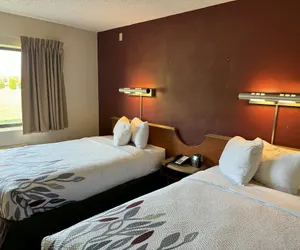 Photo 4 - Sycamore Suites