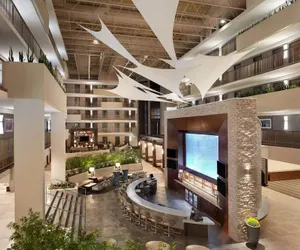 Photo 2 - Embassy Suites by Hilton Atlanta Airport