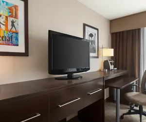 Photo 5 - Holiday Inn Boston - Cambridge Area by IHG