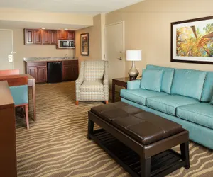 Photo 4 - Holiday Inn and Suites Overland Park West, an IHG Hotel