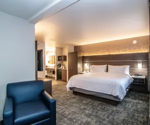 Photo 4 - Holiday Inn Express Spokane Downtown by IHG
