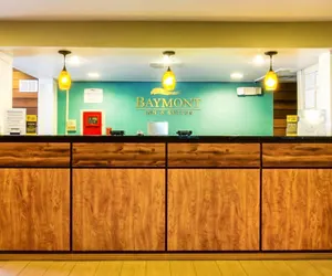 Photo 4 - Baymont by Wyndham Savannah Midtown