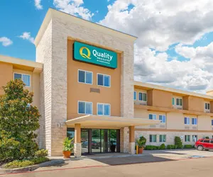 Photo 2 - Quality Inn & Suites Plano East - Richardson