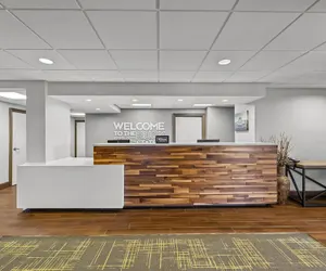 Photo 4 - Hampton Inn Toledo-South/Maumee
