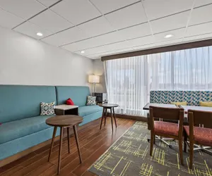 Photo 3 - Hampton Inn Toledo-South/Maumee
