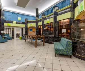 Photo 5 - Days Inn by Wyndham Sandusky / Cedar Point