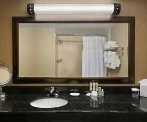 Photo 5 - Crowne Plaza Denver Airport Convention Ctr, an IHG Hotel