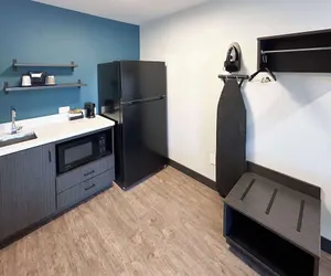 Photo 4 - Studio 6 Corona, CA - West