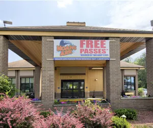 Photo 2 - Best Western Ambassador Inn & Suites