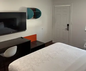 Photo 5 - Motel 6 Galveston, TX - Beach/Seawall