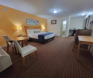 Photo 3 - Twin Star Lodge