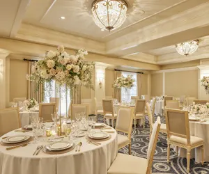 Photo 5 - Lafayette Park Hotel & Spa