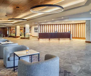 Photo 2 - Hilton St. Louis Airport