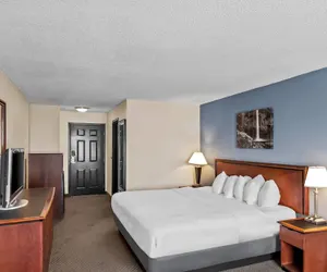 Photo 2 - Rodeway Inn