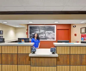 Photo 3 - Hampton Inn Albany-Wolf Road (Airport)