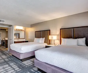 Photo 5 - Embassy Suites by Hilton Orlando International Dr Conv Ctr