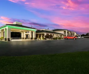 Photo 2 - Quality Inn Dandridge