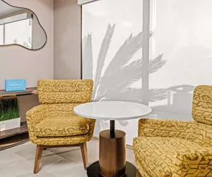 Photo 3 - Hampton Inn by Hilton Costa Mesa Newport Beach