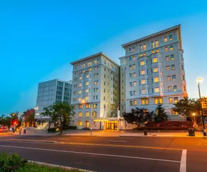 Photo 2 - The Churchill Hotel near Embassy Row