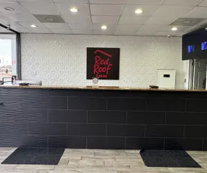 Photo 5 - Red Roof Inn Hampton Coliseum