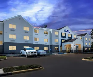 Photo 2 - Best Western Ottumwa Inn & Suites