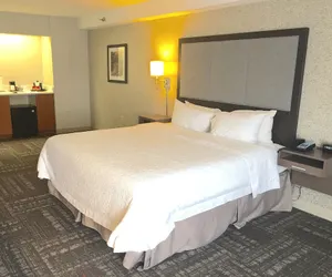 Photo 4 - Hampton Inn Sevierville