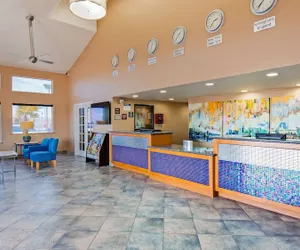 Photo 3 - Best Western Desert Oasis