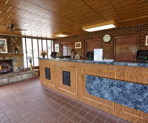 Photo 2 - Wild Bear Inn