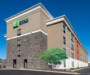 Photo 2 - Holiday Inn Express & Suites Greensboro-(I-40 Wendover), an IHG Hotel