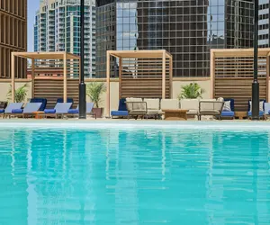 Photo 2 - Sheraton Denver Downtown Hotel