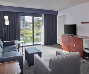 Photo 5 - Courtyard by Marriott Detroit Troy