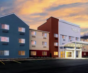Photo 2 - Fairfield Inn & Suites Jackson