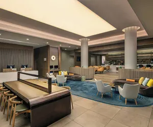 Photo 4 - Sheraton LaGuardia East Hotel