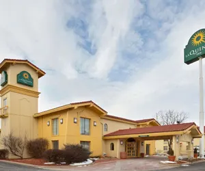 Photo 2 - La Quinta Inn by Wyndham Omaha West