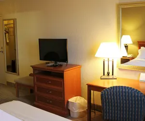 Photo 5 - Holiday Inn Alexandria, an IHG Hotel