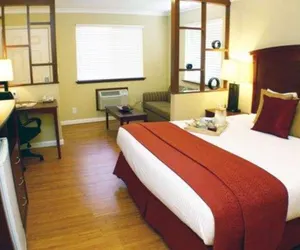 Photo 3 - Quality Inn & Suites, Santa Cruz Mountains
