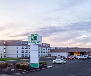 Photo 2 - Holiday Inn Philadelphia South - Swedesboro by IHG