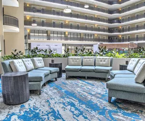 Photo 5 - Embassy Suites by Hilton Indianapolis North