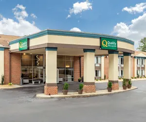 Photo 2 - Quality Inn & Suites Apex - Holly Springs