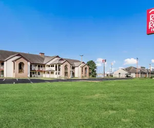 Photo 2 - Red Roof Inn Cadiz