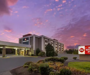 Photo 2 - Best Western Plus Bellingham