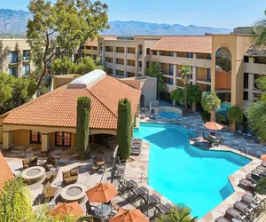 Photo 2 - Sheraton Tucson Hotel and Suites