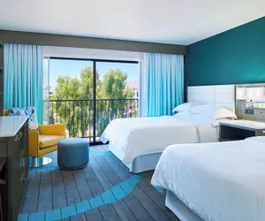 Photo 4 - Sheraton Tucson Hotel and Suites