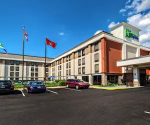 Photo 2 - Holiday Inn Express Memphis Medical Center Midtown, an IHG Hotel