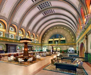 Photo 4 - St. Louis Union Station Hotel, Curio Collection by Hilton